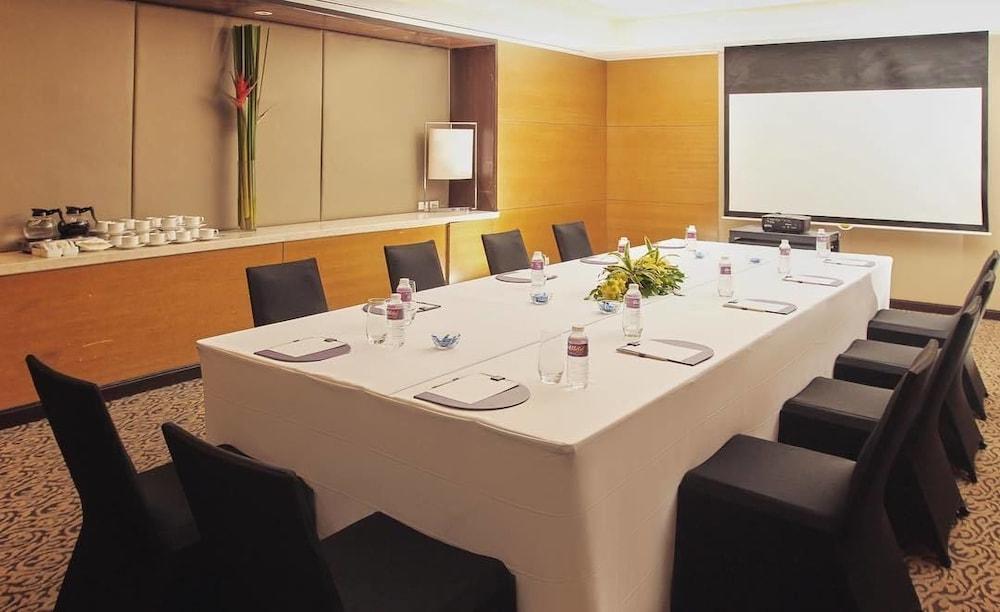 Quest Serviced Residences Cebu Εξωτερικό φωτογραφία
