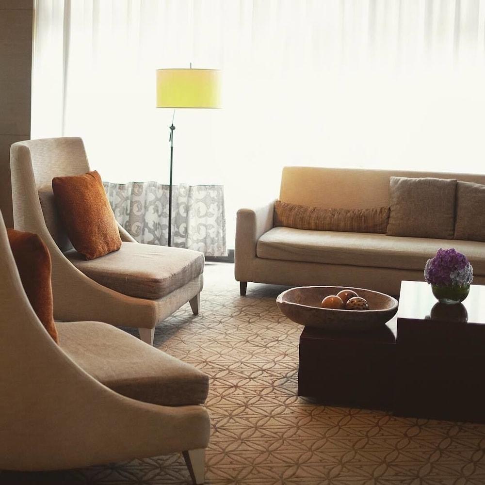 Quest Serviced Residences Cebu Εξωτερικό φωτογραφία